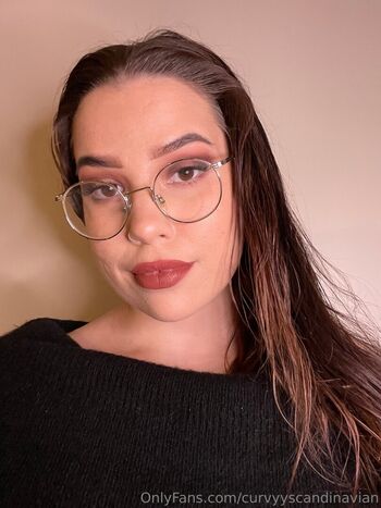 curvyyscandinavian
