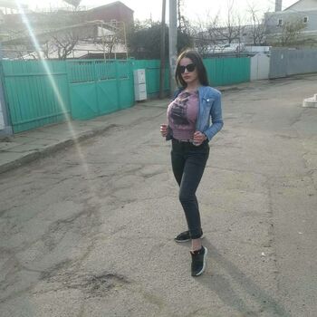 Denisa R Maria