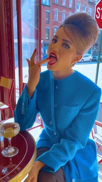 Dianna Agron