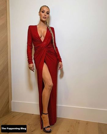 Dorit Kemsley