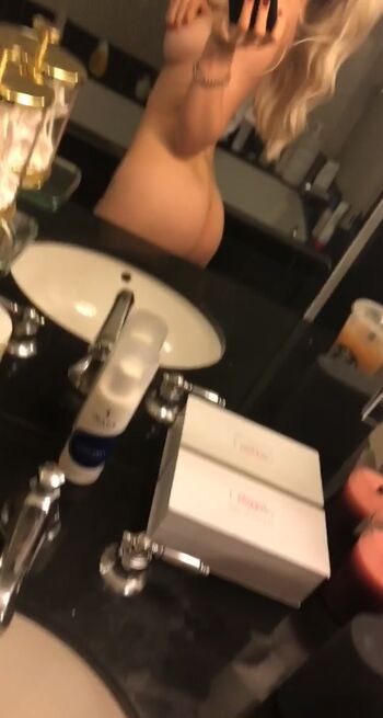 Dove Cameron