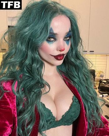 Dove Cameron