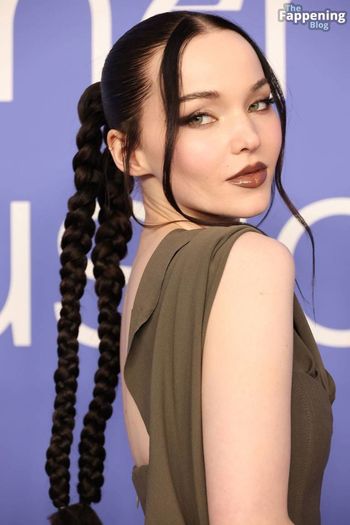 Dove Cameron