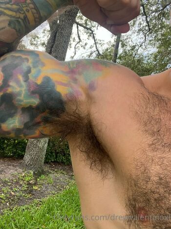 drewvalentinoxl