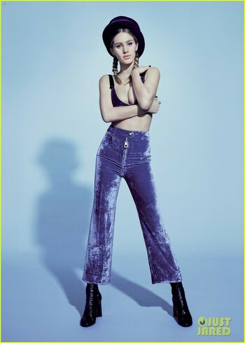 Dylan Penn