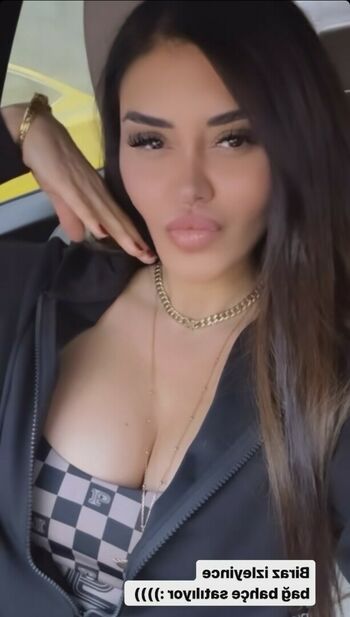 Ebru Polat