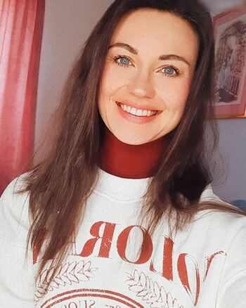 Elena ASMR