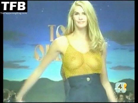 Elle MacPherson