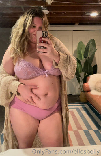 ellesbelly