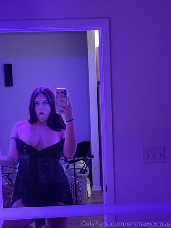 emmaxxxrose