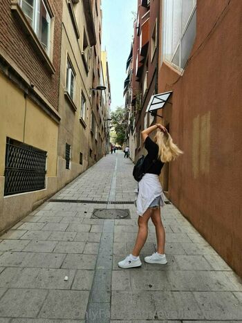 evelina.hotgirl