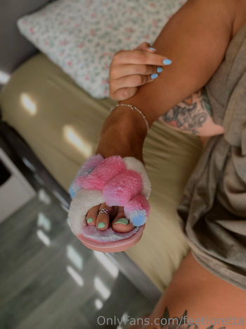 feetloretta