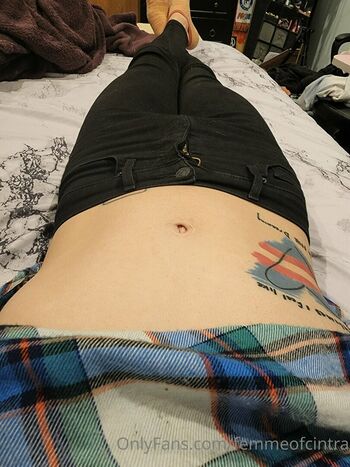 femmeofcintra