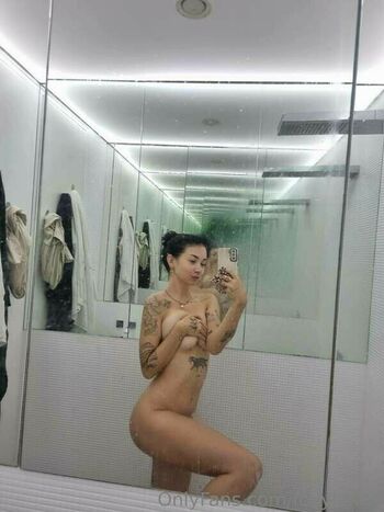 Foxylanaa