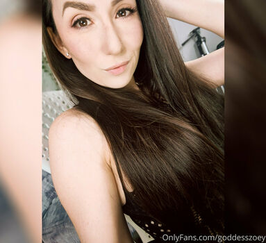 goddesszoey
