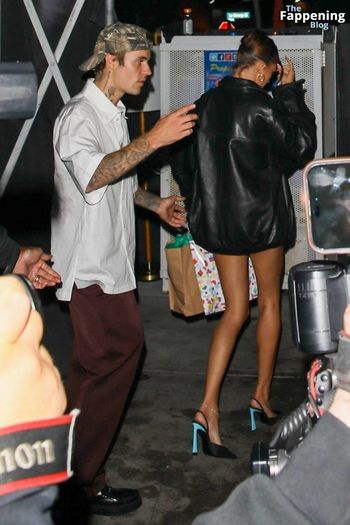 Hailey Bieber
