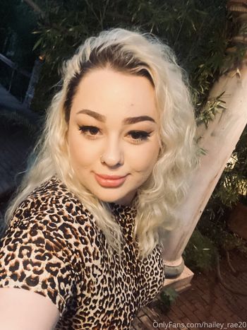 hailey_rae20