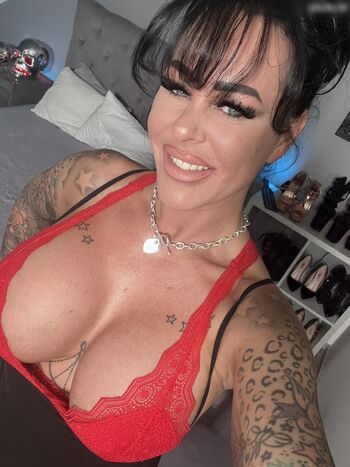 Hotmilfbitch