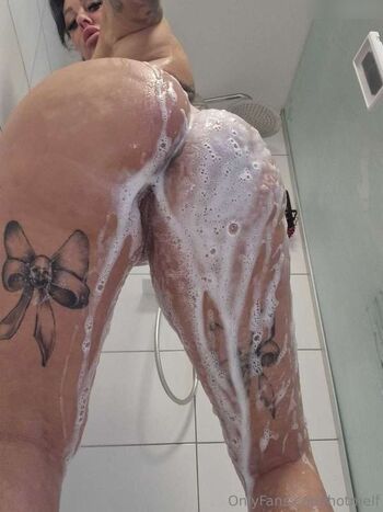 Hotmilfbitch
