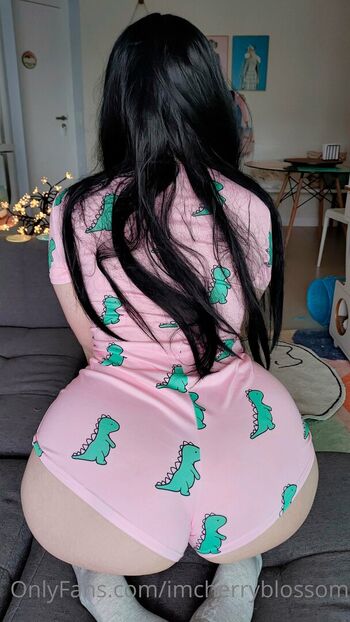 Im_cherry_blossom