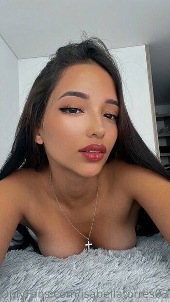 isabellatorres03