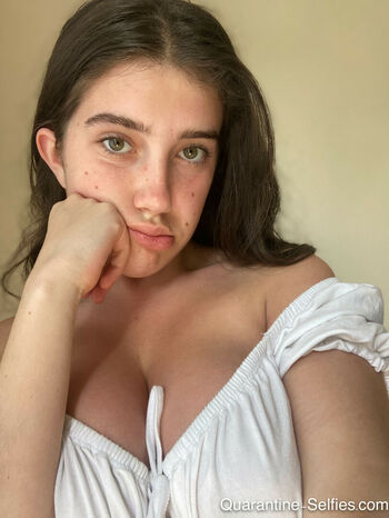 itsmollyyyrose_again
