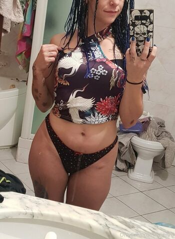 ivyvaleryvalentine