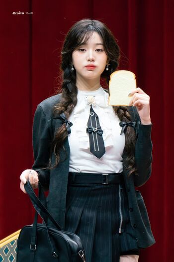 Jang Won-young