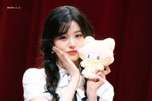 Jang Won-young