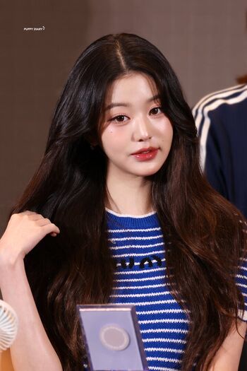 Jang Won-young
