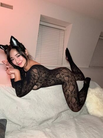Jasmine Teaa