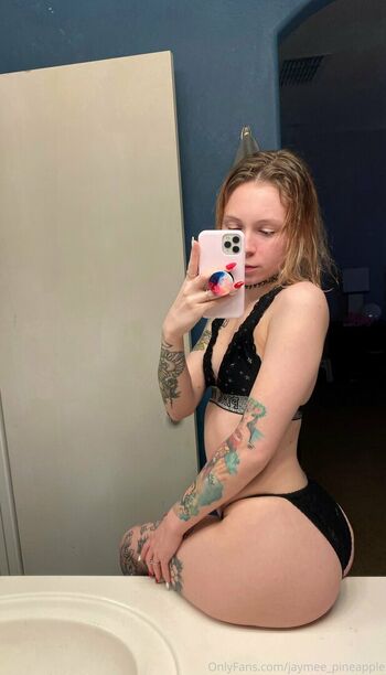 jaymee_pineapple