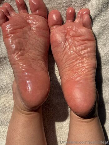 joyfullfeet
