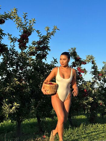 Julia Kelly