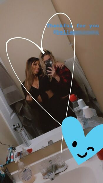 Julia & Olivia