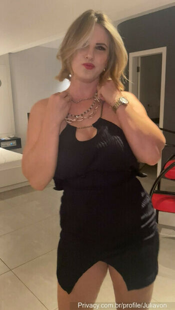 Julia Von Muhlen