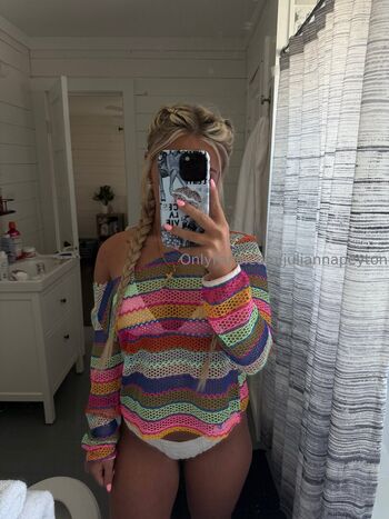juliannapeyton