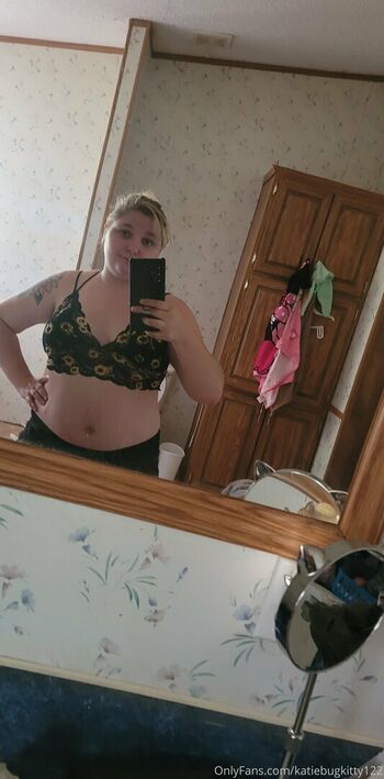 katiebugkitty122