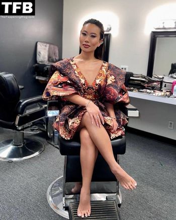Kelly Mi Li