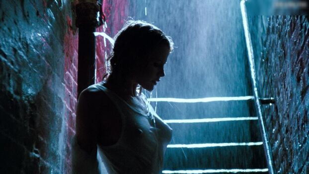 Kim Basinger