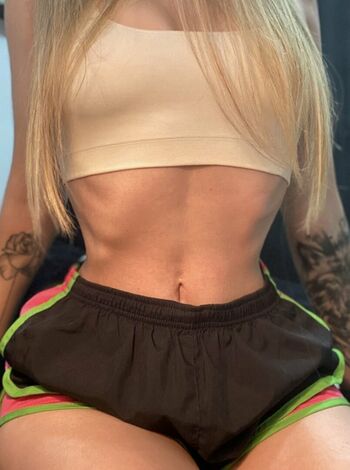 Kimberly Aroa