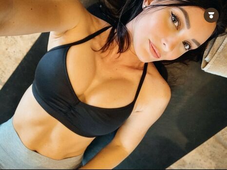 Kimberly Hrezo