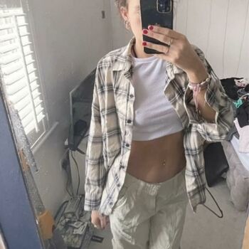 Lara Hopkins
