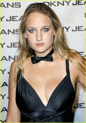 Leelee Sobieski