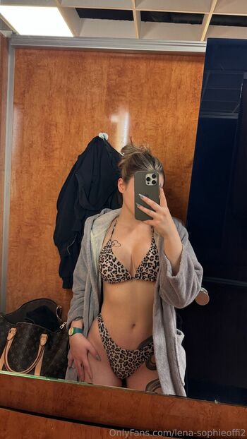 lena-sophieoffi2