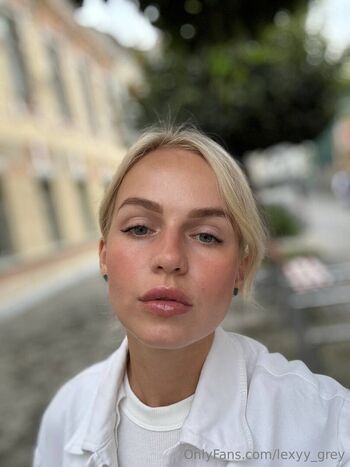 lexyy_grey