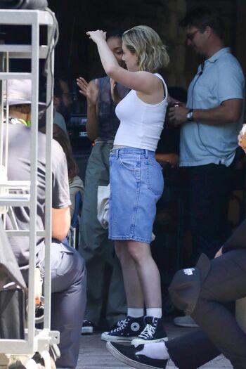 Lili Reinhart