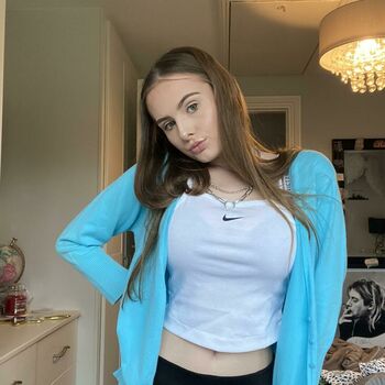 Lilly N