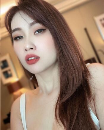 Lily Chong