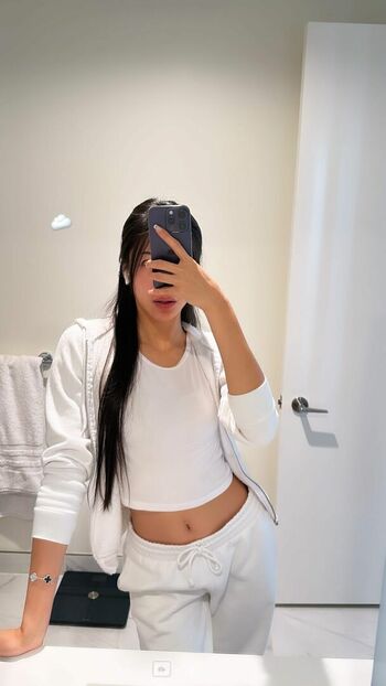 lilyy.yk